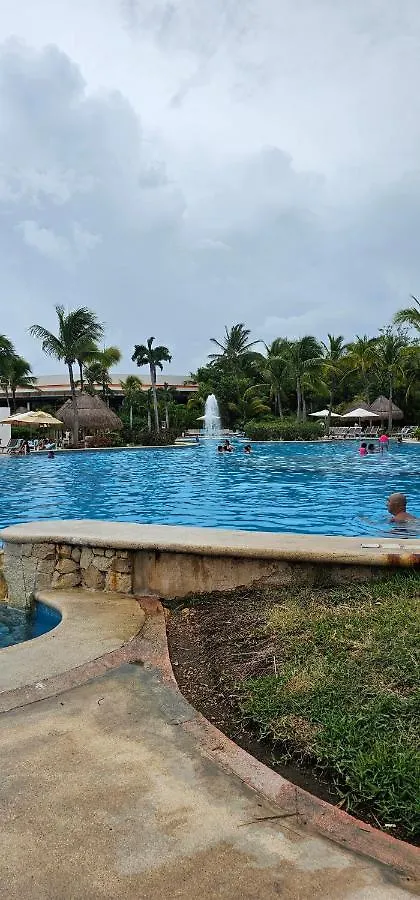 منتجع Mayan Palace بويرتو موريلوس
