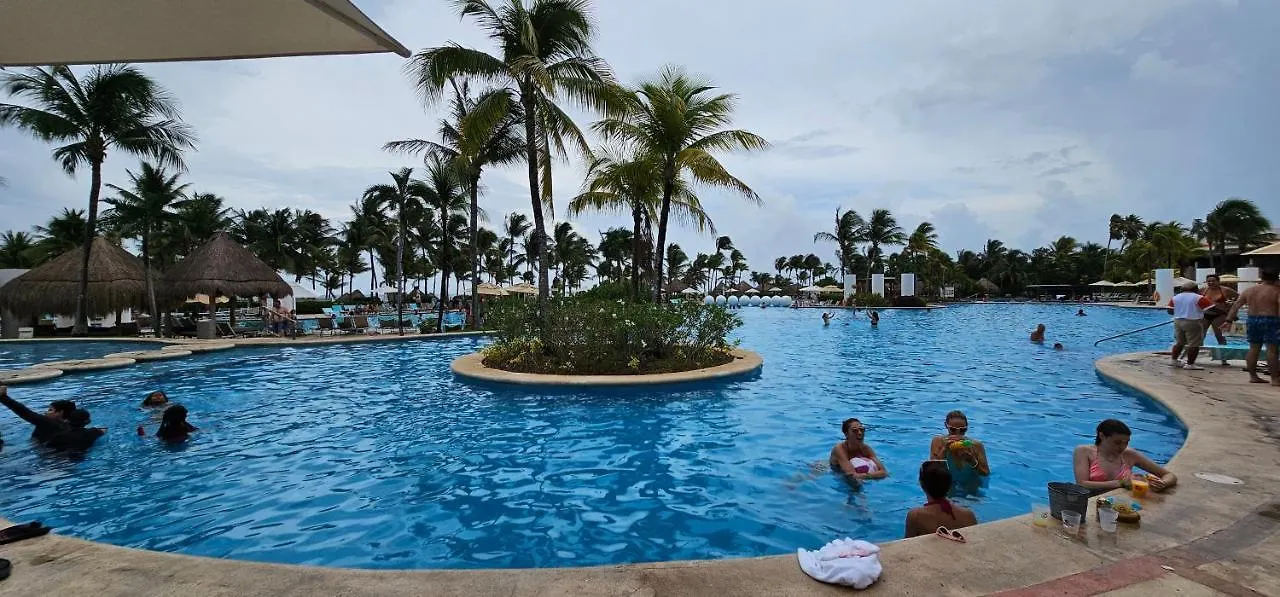 منتجع Mayan Palace بويرتو موريلوس