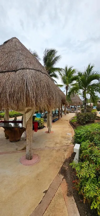 Курортный комплекс Mayan Palace Пуэрто-Морелос